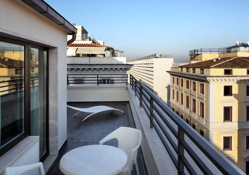 UNAHOTELS Decò Roma Esterno foto
