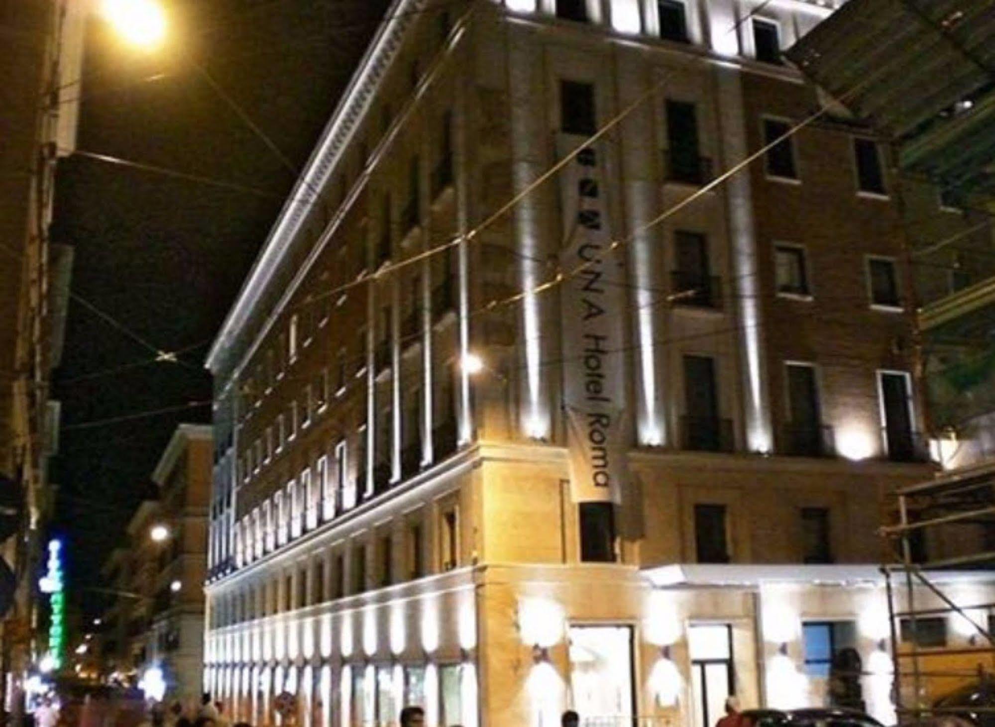 UNAHOTELS Decò Roma Esterno foto