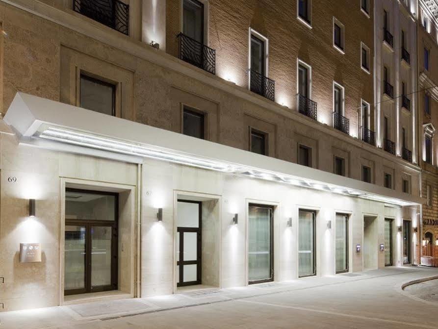 UNAHOTELS Decò Roma Esterno foto