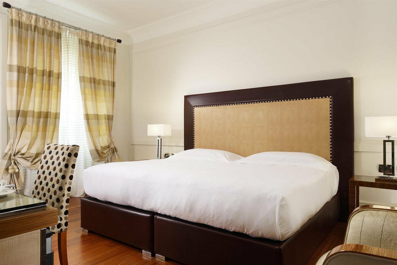 UNAHOTELS Decò Roma Esterno foto