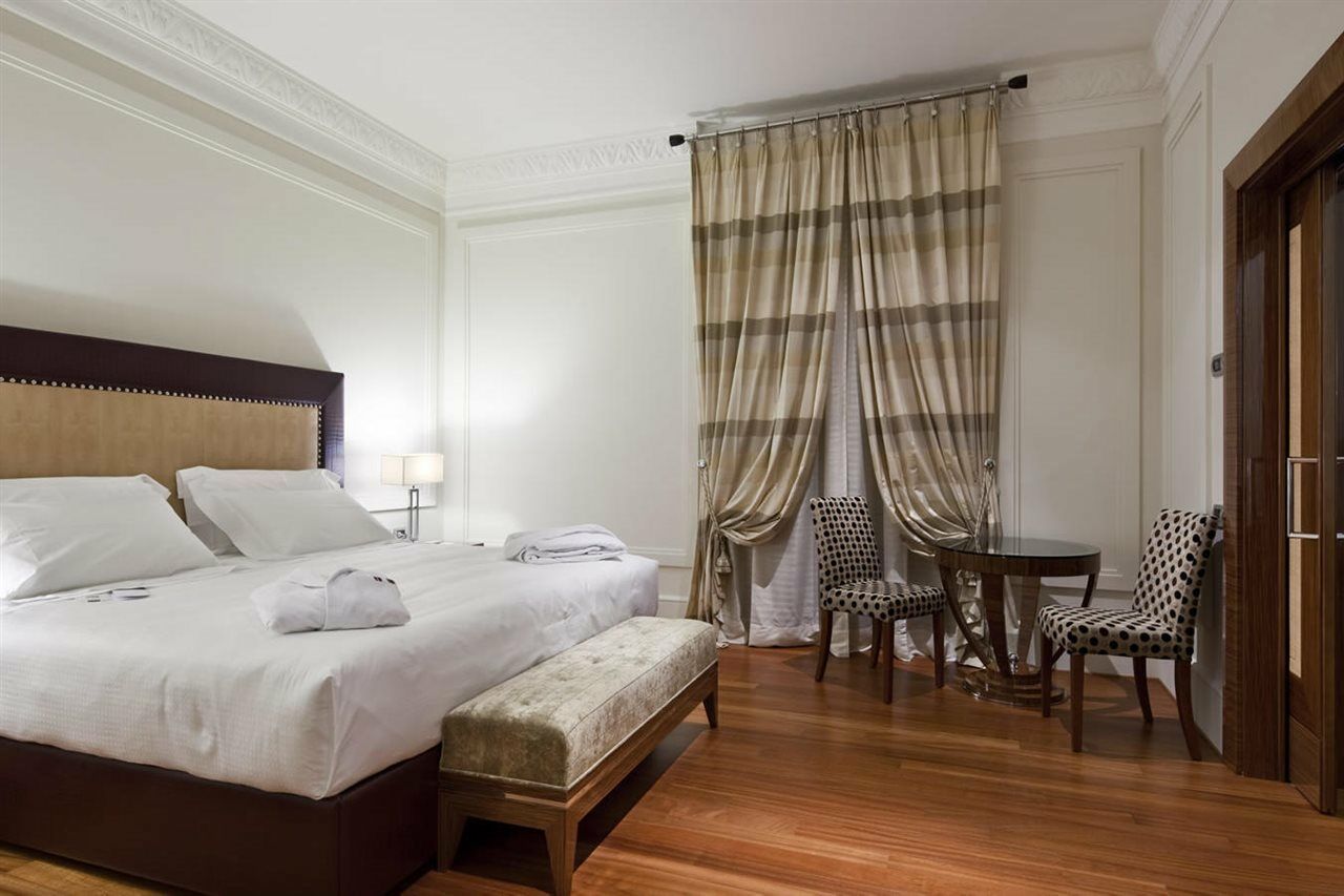 UNAHOTELS Decò Roma Esterno foto